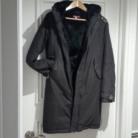 Black Mid Length Parka Coat with Interior Fur Lining - Picture 4 of 17